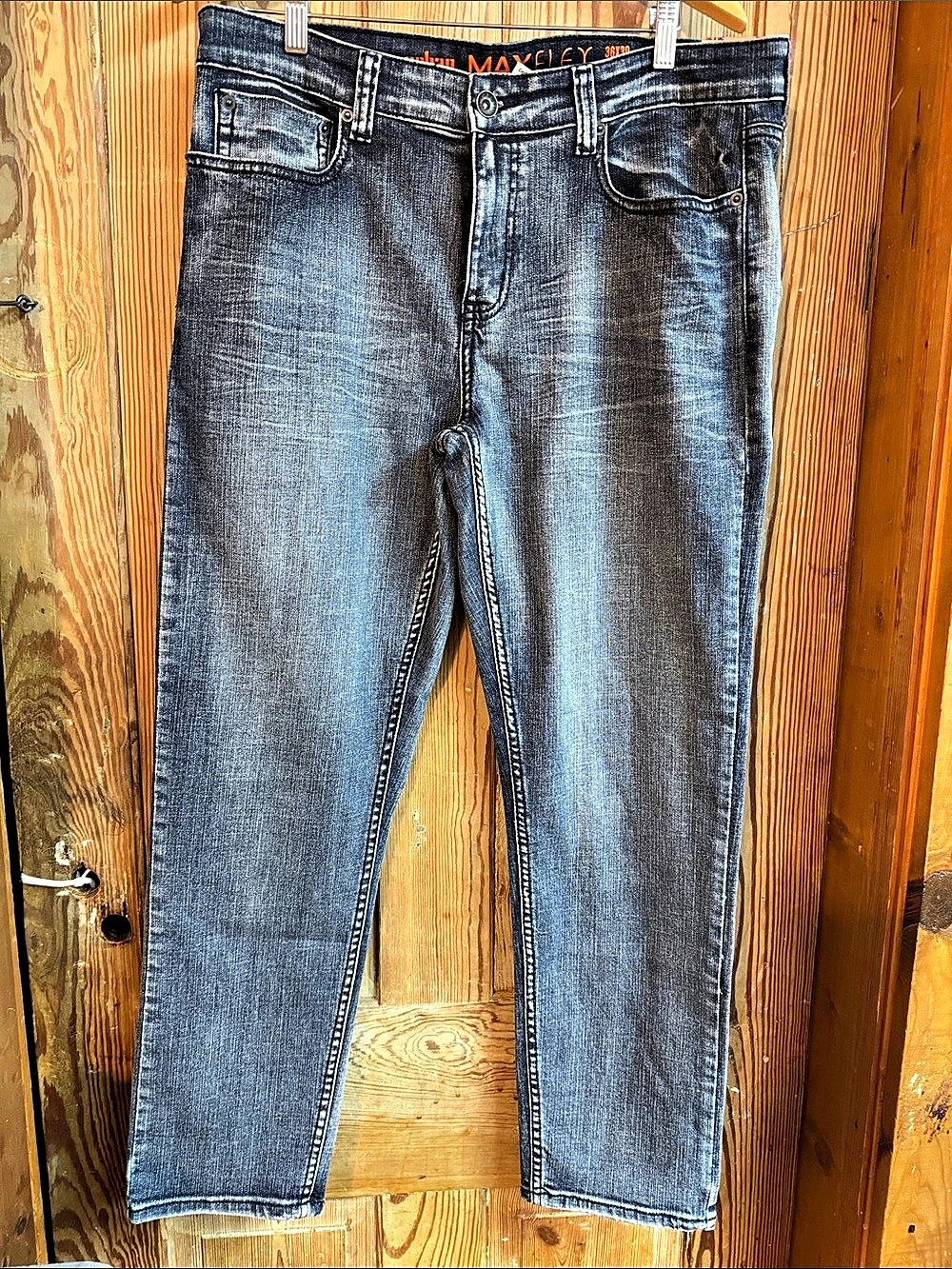 NWT Urban Pipeline MaxFlex Slim Jeans Waist 36 x 30 Charcoal silver haze